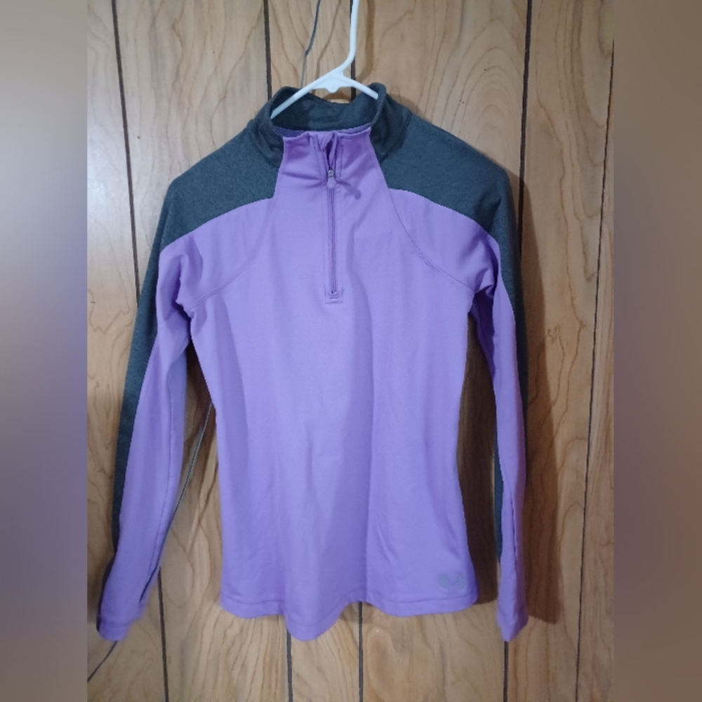Under armour girls size YXL
